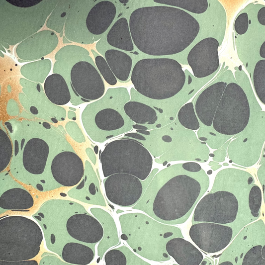 Papel Lokta Celulas Grises  Fondo Verde 36x56 cm 90Gr